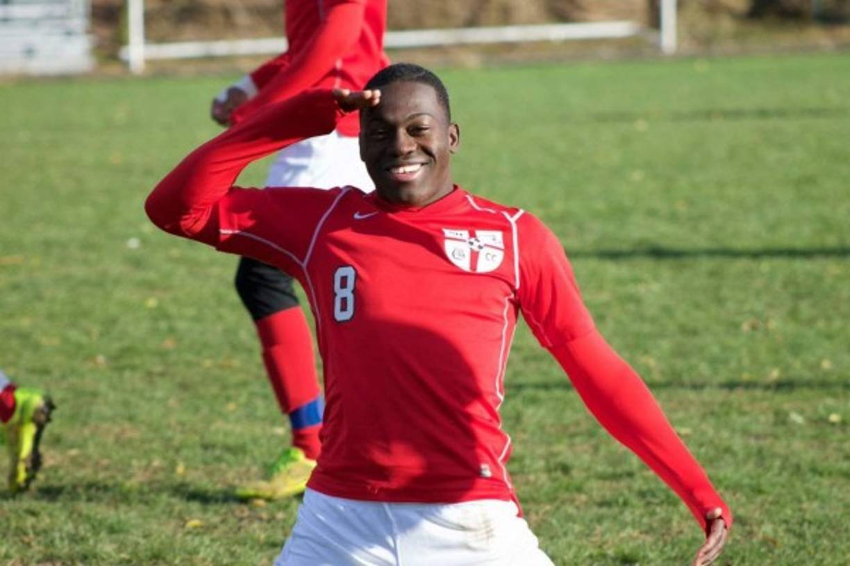 Rossell Cacho: La Real Sociedad ha hecho la llegada del delantero nacido en Boston pero con origen hondureño.