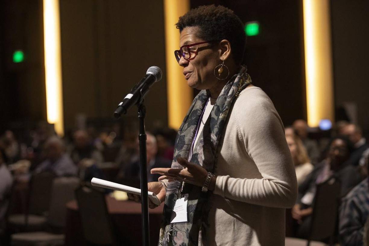 “Te odio hasta las entrañas”, le dijo el viudo del pastor, Darrell Eason-Williams, a Andrade durante su declaración de impacto de la víctima, según Action News 5. “No tengo ningún remordimiento por ti. Te deseo lo peor mientras estés encerrado durante 28 años”. El viudo afligido también dijo que esperaba que la familia del adolescente sufriera “el peor dolor imaginable” mientras él esté encerrado.