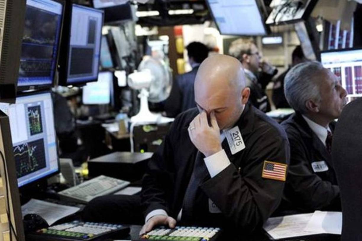 6.- Inestabilidad económica<br/><br/>Los daños y consecuencias derivadas de un desastre natural representan un duro golpe a la economía de un país, especialmente si el mismo se encuentra en vías de desarrollo. <br/><br/>Los costos de reconstrucción representan una fuga de recursos que podrían haber sido utilizados en la mejora de los servicios públicos.