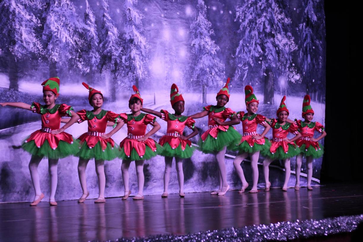 En fotos: Así fue la gala del Live Super Bowl del Centro Artístico Sampedrano