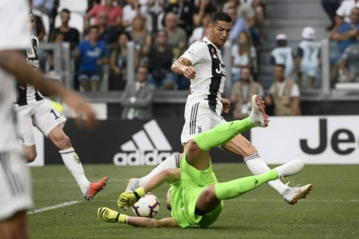 CR7 tuvo la ocasión más clara de anotar en la jugada que derivó el tanto de Mandzukic. La pelota llegó a tocar su pierna izquierda, que no estaba en buena posición para rematar. Éste, más bien, hizo una carambola.