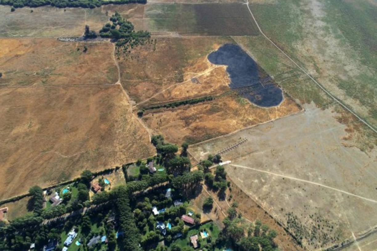 No hay una única explicación para determinar qué pasó con el agua de Aculeo. Pero la drástica disminución de las lluvias, su principal fuente de alimento, ha sido determinante.