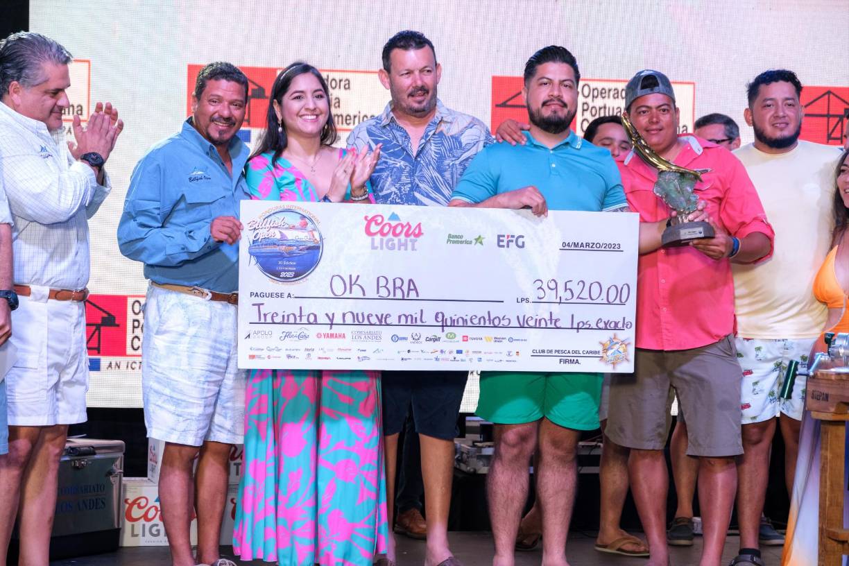 En su segundo día, se entregaron los galardones y cheques a los felices ganadores.