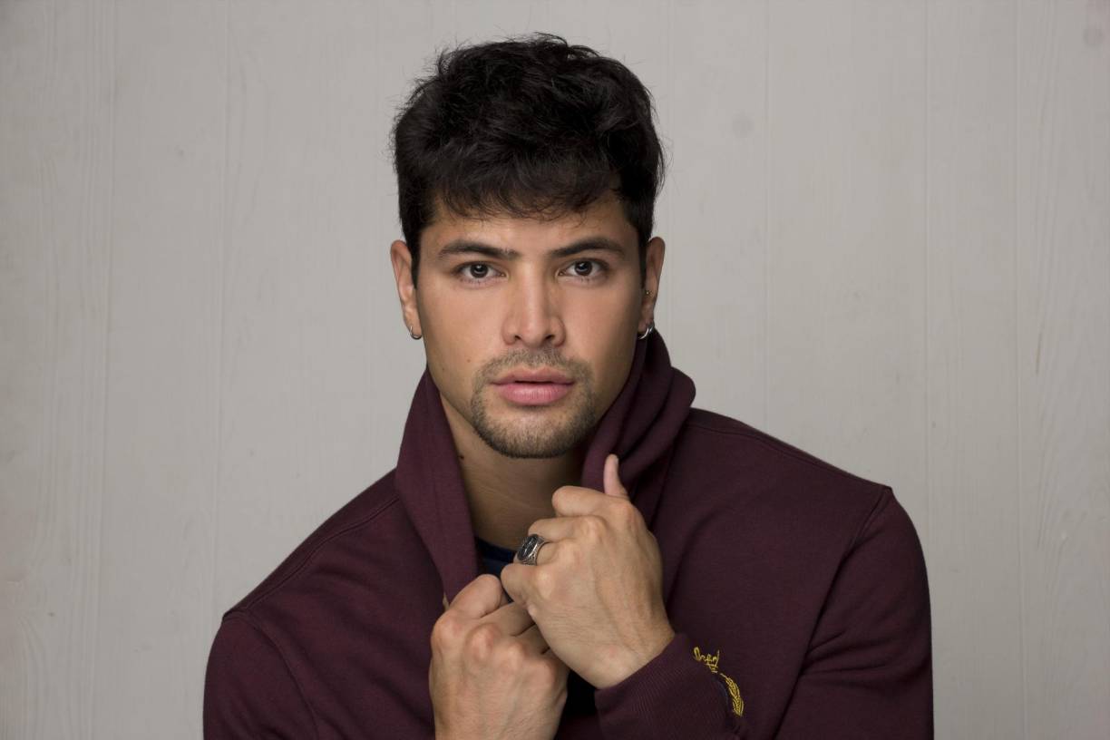 “Me siento muy orgulloso por todo lo hecho y vivido, gracias a todos los que latieron conmigo y gritaron #México. Muchas gracias por vivir y estar conmigo en esta aventura. Es y será un momento muy especial en mi vida que podré contar. Gané la experiencia y el honor de mostrar a mi país prestando mi cuerpo, voz y conocimiento, eternamente agradecido con la vida”, escribió el actor.