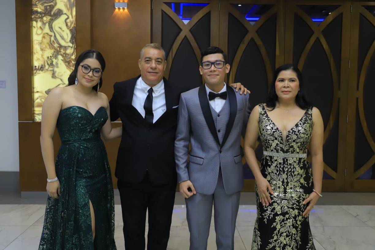 Prom Night de los seniors de la Kiddy Kat &amp; Morazzanni