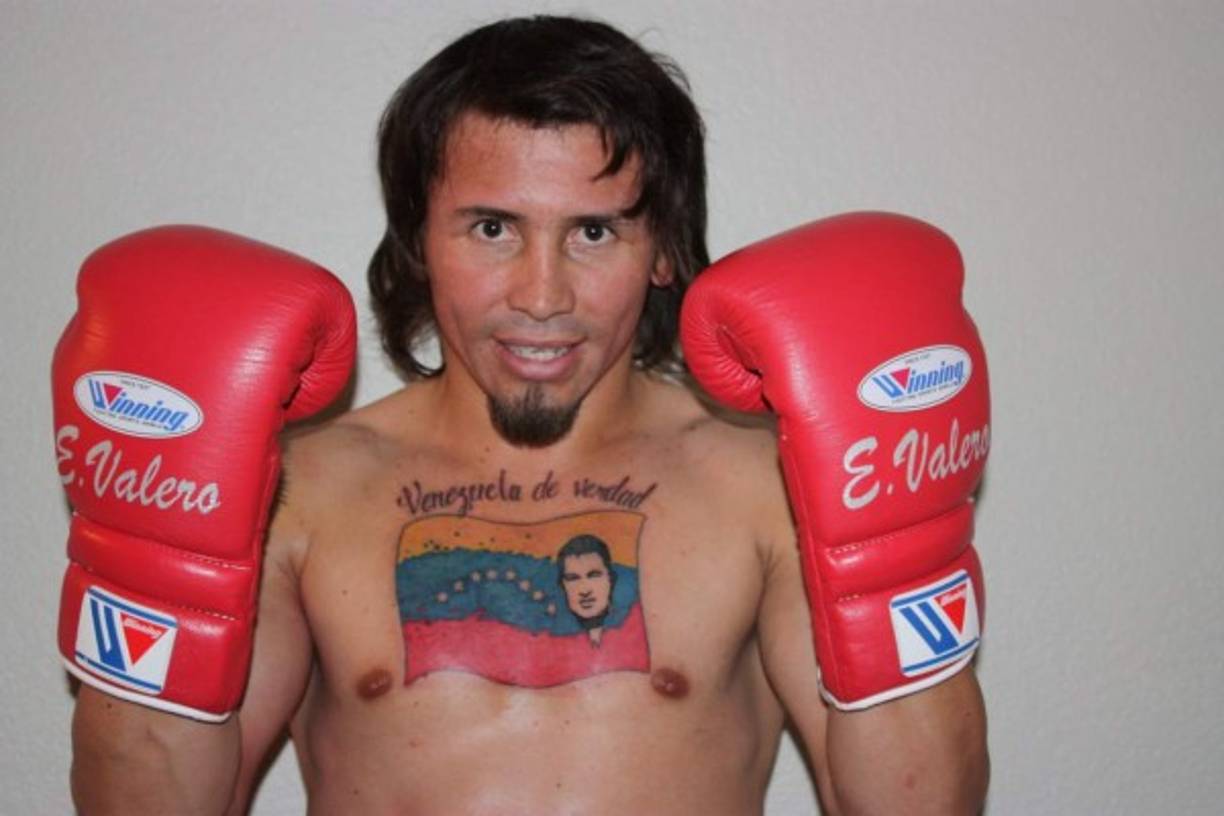 Edwin Valero. El boxeador venezolano, que había conseguido los títulos mundiales de peso súper pluma y peso ligero, se quitó la vida el 17 de abril del 2010 tras un macabro episodio: el pugilista, de 29 años, asesinó a su esposa, Jennifer Carolina Viera de Valero, en un hotel de Venezuela. Por ello, fue llevado a prisión, lugar en el que se suicidó dos días después al ahorcarse en su propia celda.