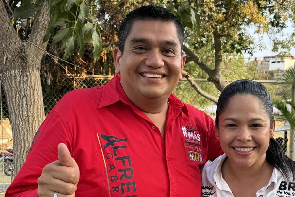 El pasado 17 de mayo, el candidato Aníbal Zúñiga Cortes, de la coalición PRI-PAN-PRD fue encontrado descuartizado junto con su esposa Rubi Bravo Solís en la parte trasera de una camioneta en el puerto de Acapulco.