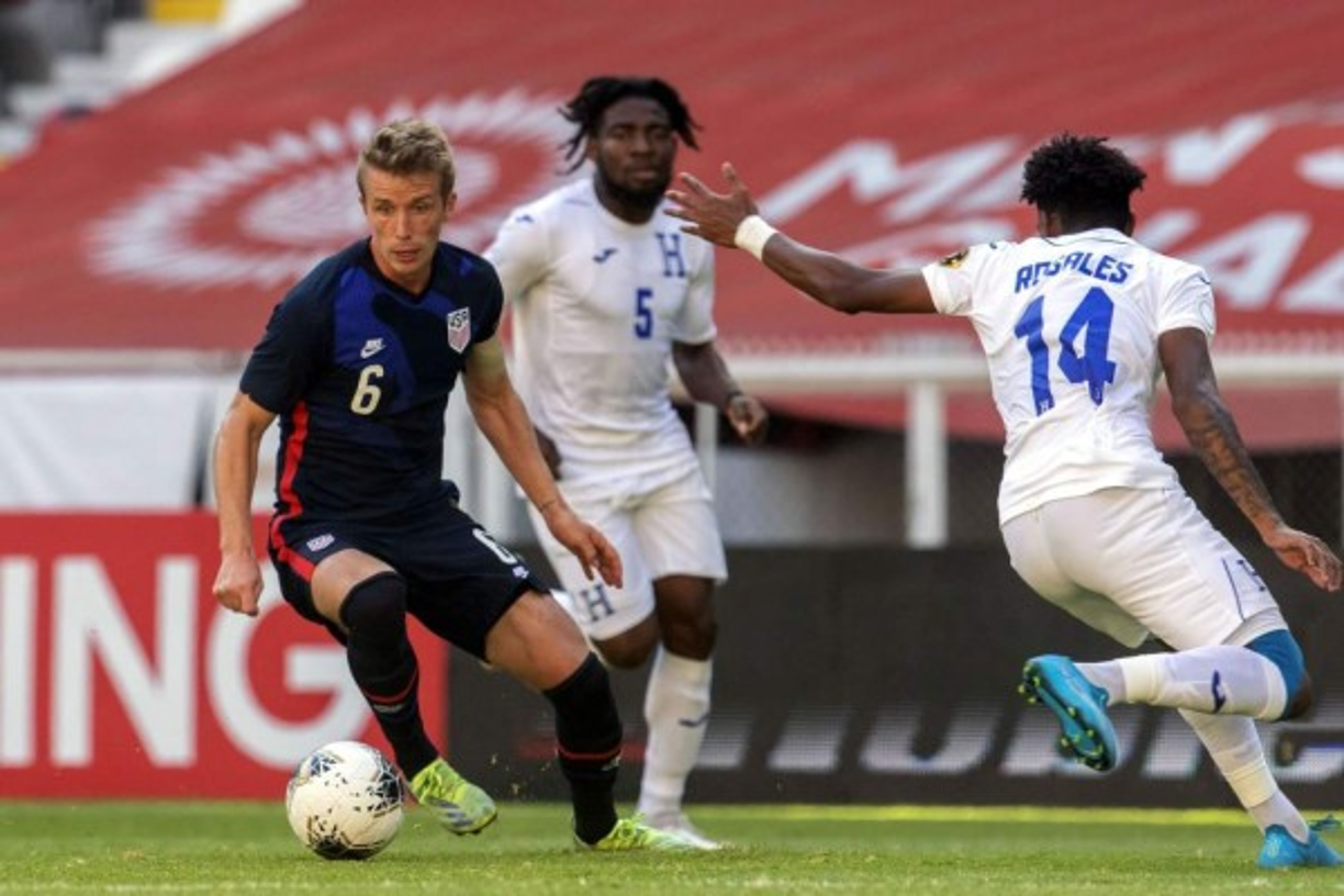 Jackson Yueill - El mediocampista y capitán de Estados Unidos fue uno de los mejores de su equipo. Le marcó un golazo a Honduras.