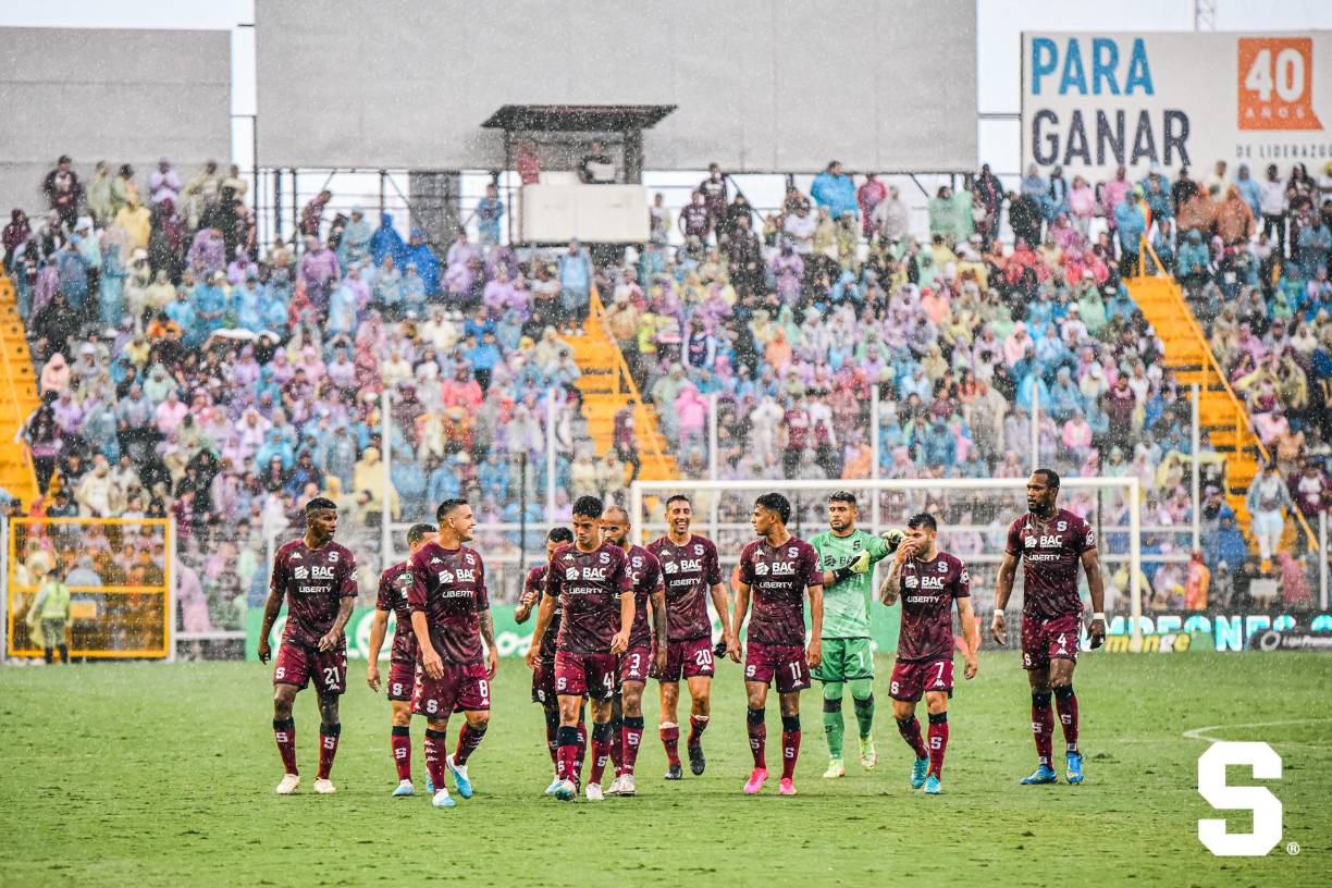 Saprissa (Costa Rica): El club tico es uno de los más grandes del fútbol centroamericano. No estuvo en la última Liga Concacaf, pero sí estará en la Copa Centroamericana.