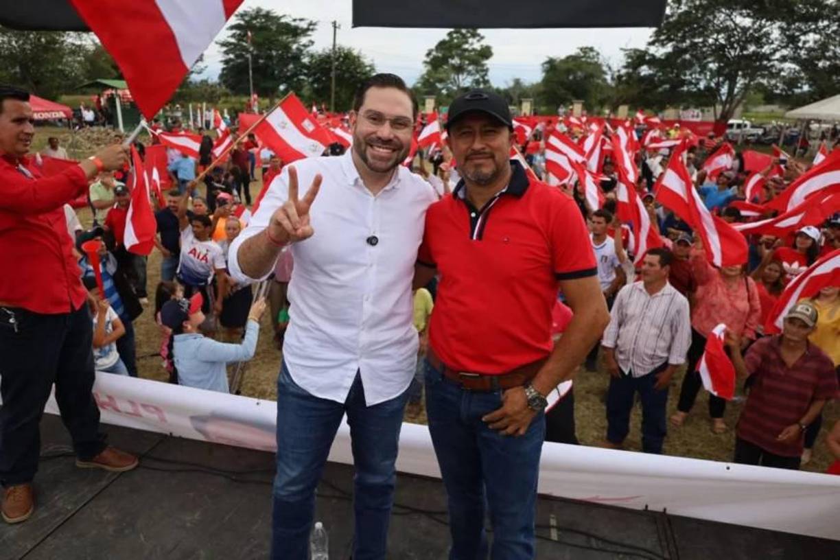 Cálix planteó la necesidad de evitar cualquier tipo de alianza con el partido de gobierno, <b>Libertad y Refundación (Libre)</b>.