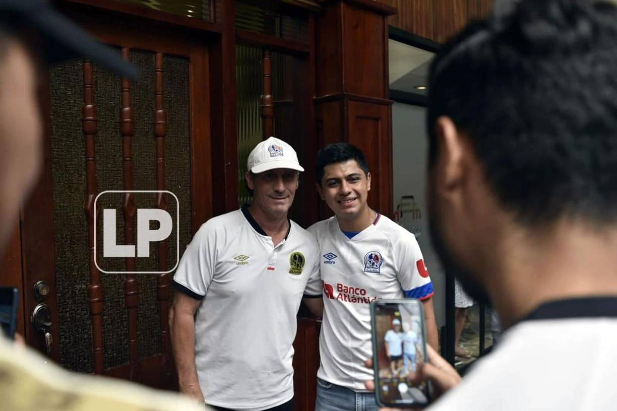 Algarabía por Olimpia y la copa de campeón de Liga Concacaf en San Pedro Sula