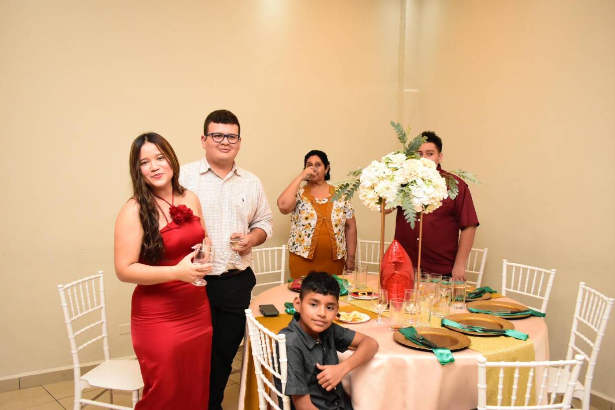 Fue una ocasión perfecta para compartir los logros de un año escolar muy exitoso.