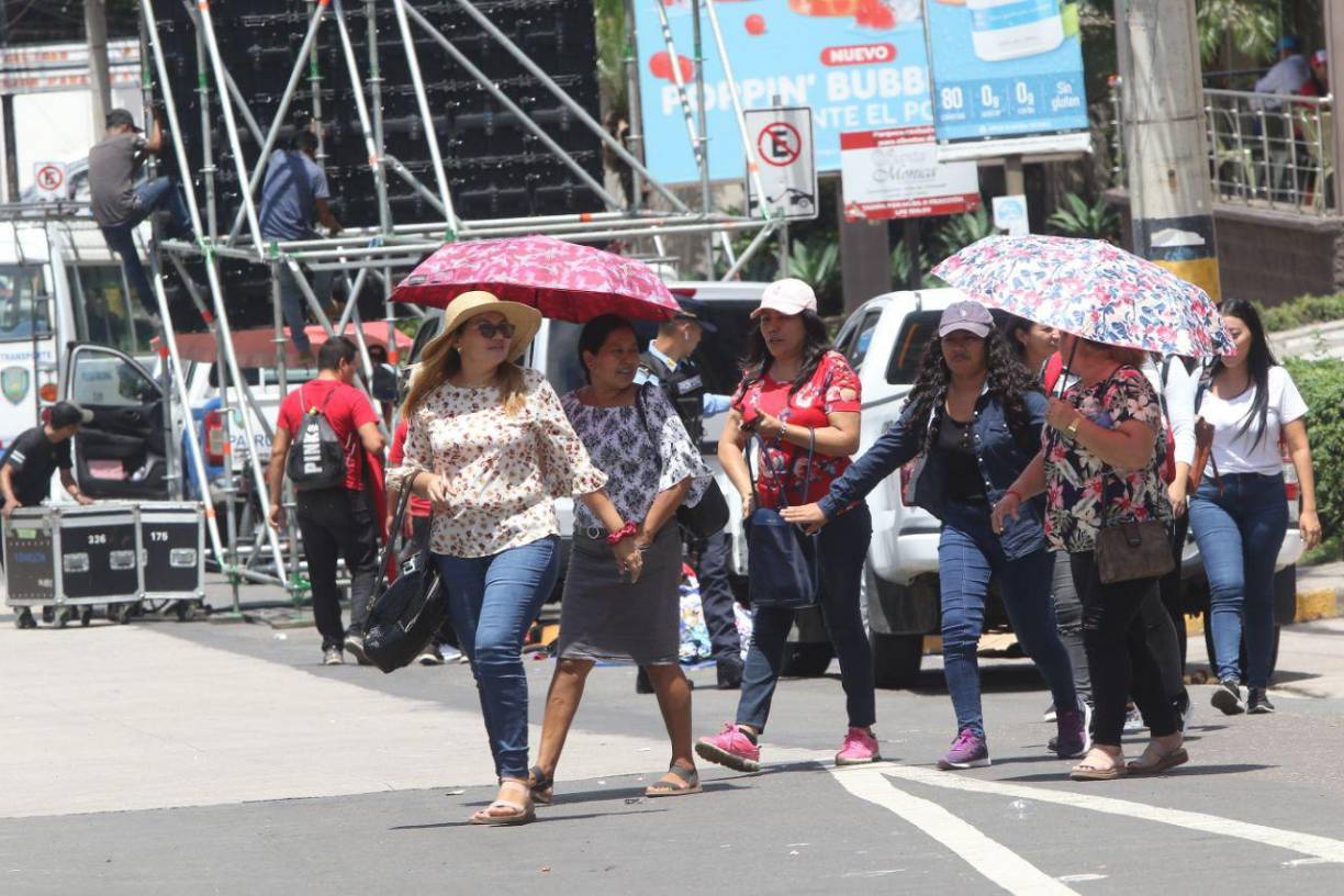 Ambiente previo a la movilización de Libre en Tegucigalpa. 
