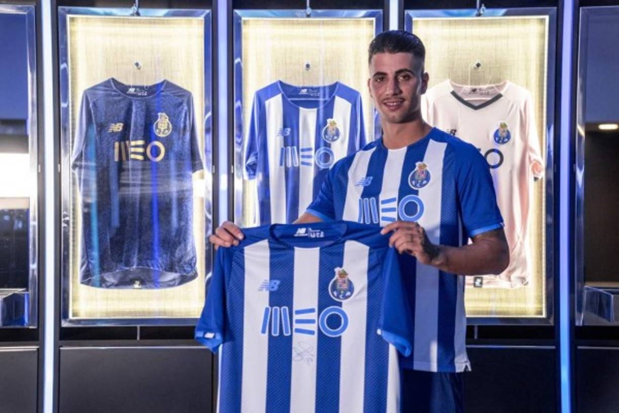 El Porto ha hecho oficial la llegada de Fábio Cardoso, central portugués que llega procedente del Santa Clara, con el que disputó las tres últimas campañas, participando en 97 encuentros. La operación se ha cerrado en 2,2 millones de euros y el defensa llega para disputar el puesto a los veteranos Pepe y Marcano, dueños del centro de la zaga de los dragones.