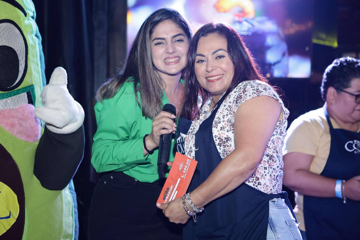 Bonos de consumo también fueron parte de los premios entregados.