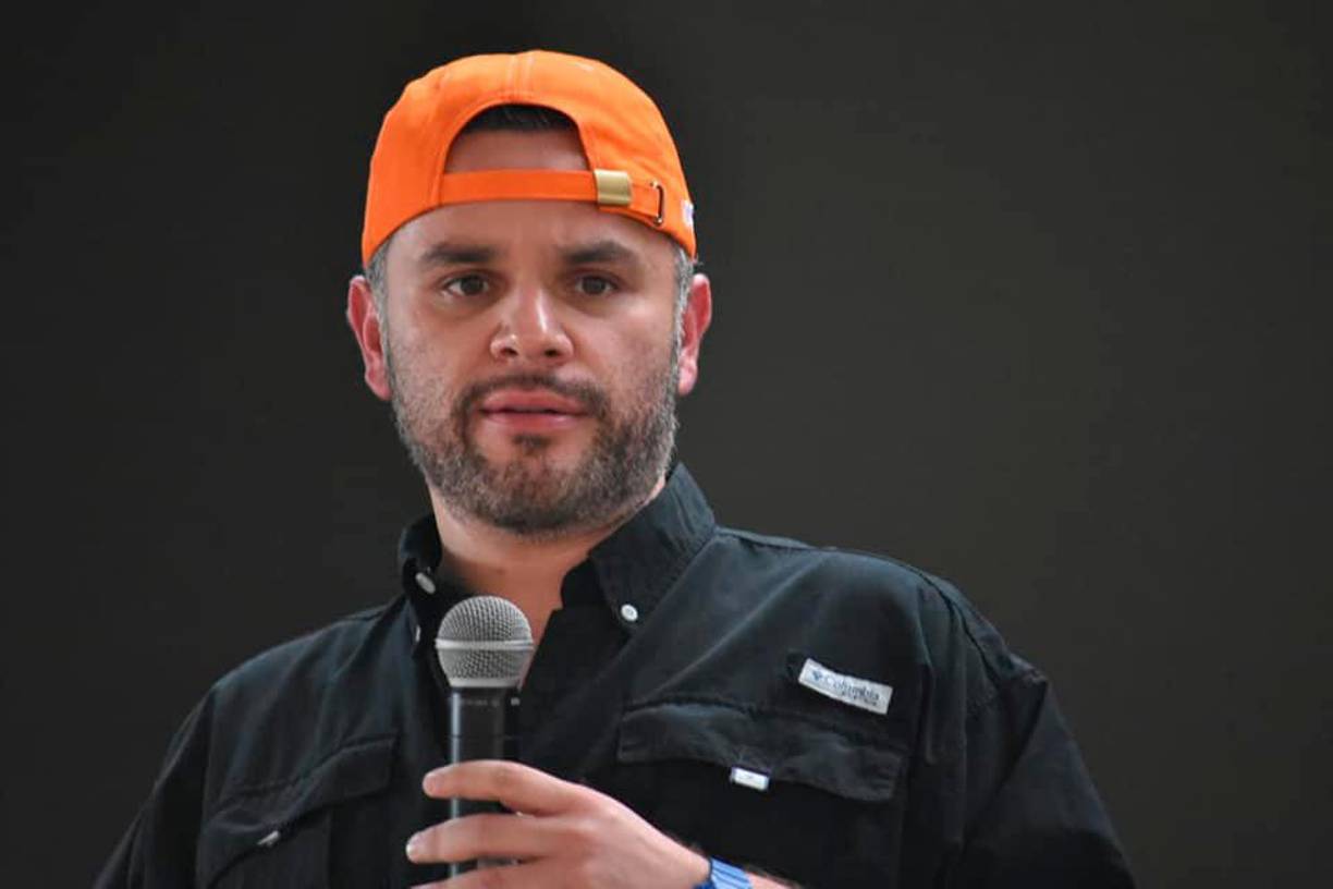 El caso por el que acusan a David Chávez es por la supuesta sobrevaloración de un contrato de licitación pública, cuando este fungió como director ejecutivo del Instituto Nacional de Formación Profesional (Infop), entre 2010 y 2013. 