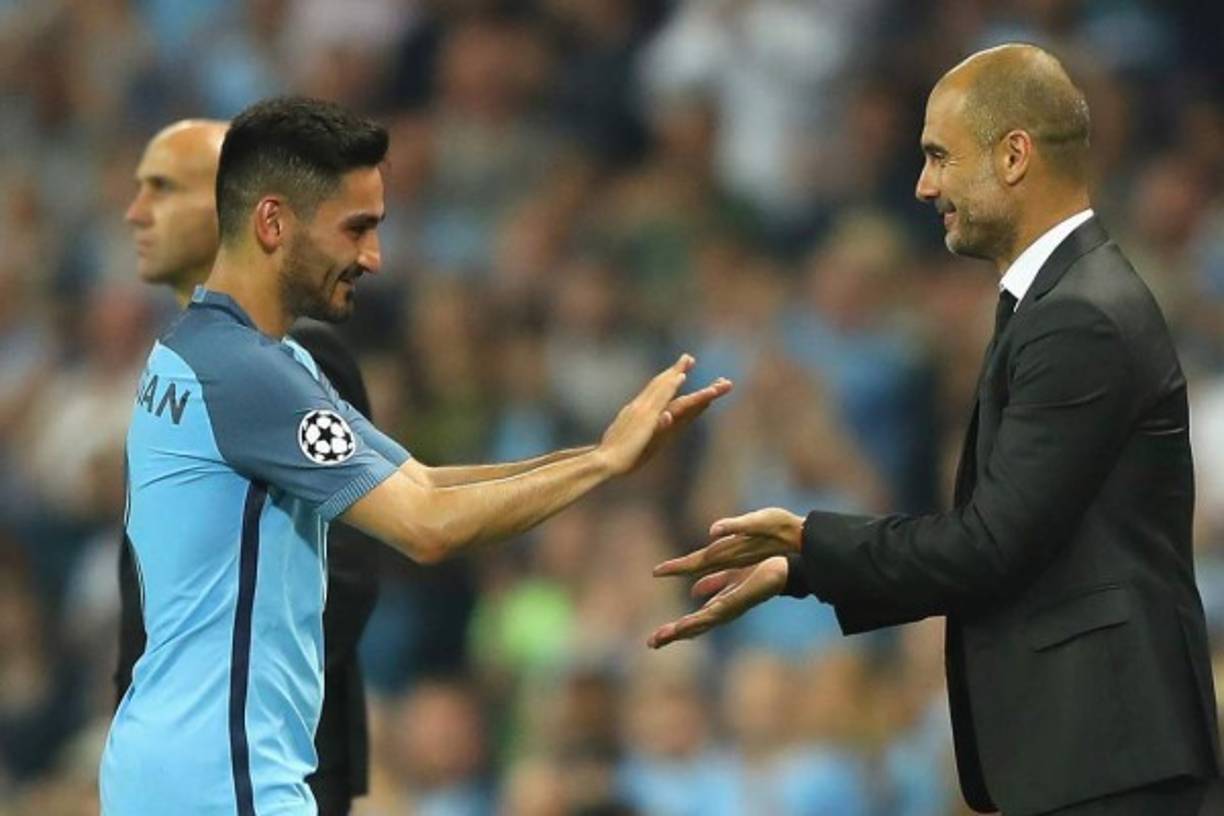 El Manchester City se ve casi obligado a acudir al mercado de invierno en busca de un sustituto de garantías para Ilkay Gündogan. Los futbolistas que suenan para llegar al equipo de Pep Guardiola son Julian Weigl, el cerebro de 20 años del Borussia Dortmund, David Alaba del Bayern Múnich, Éver Banega del Inter y Gregorz Krychowiak del PSG.