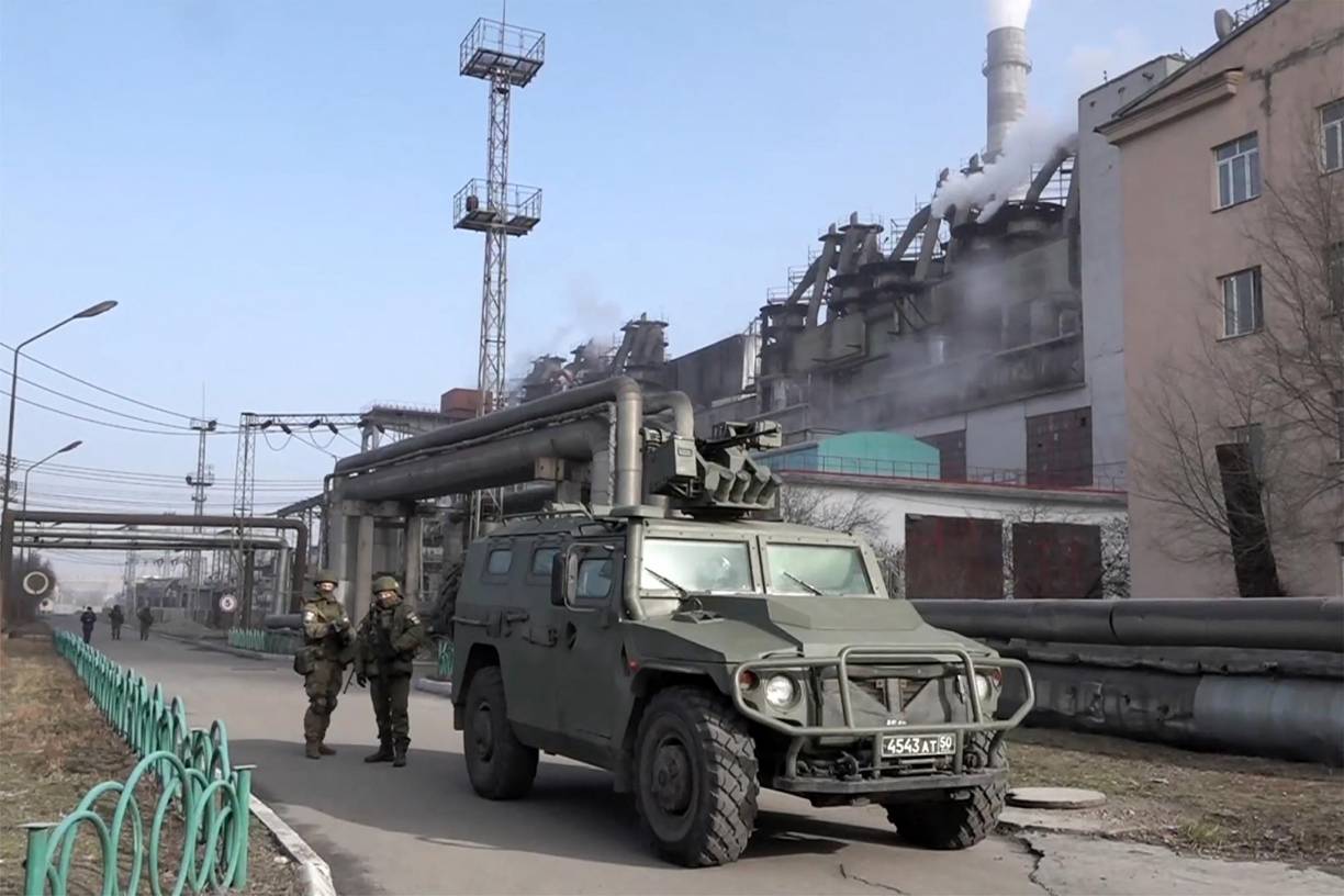 La Casa Blanca también dio luz verde a las tres repúblicas bálticas, miembros de la OTAN y aliados de Ucrania, para que suministren a Kiev misiles antiblindaje y antiaéreos fabricados en EEUU, según el periódico estadounidense Politico.