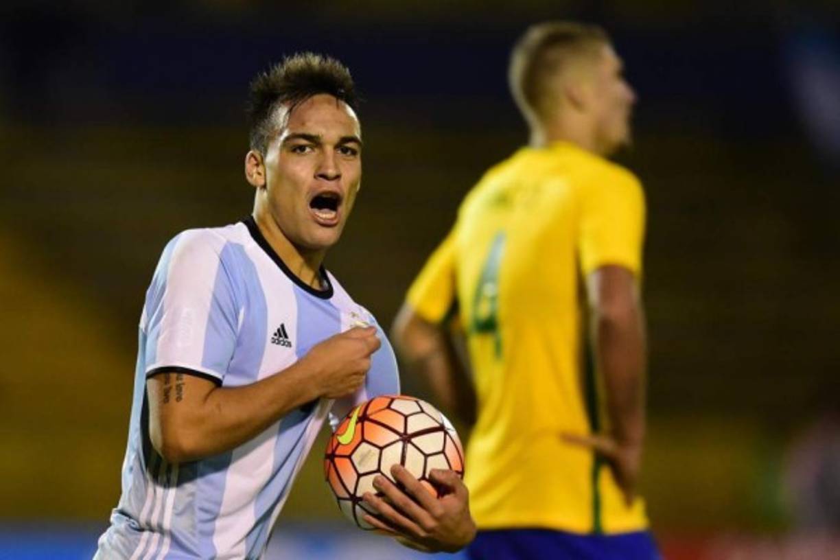 Según Goal.com, el Borussia Dortmund está detrás del jugador argentino Lautaro Martínez, que también está en la agenda del Atlético de Madrid.