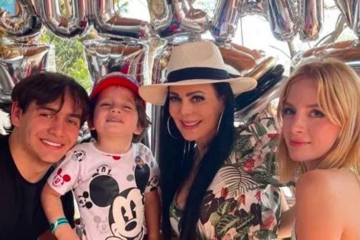 “Este nieto es como ver a Julián chiquitito y el tiempo que me toque cuidarlo y protegerlo...”, indicó.