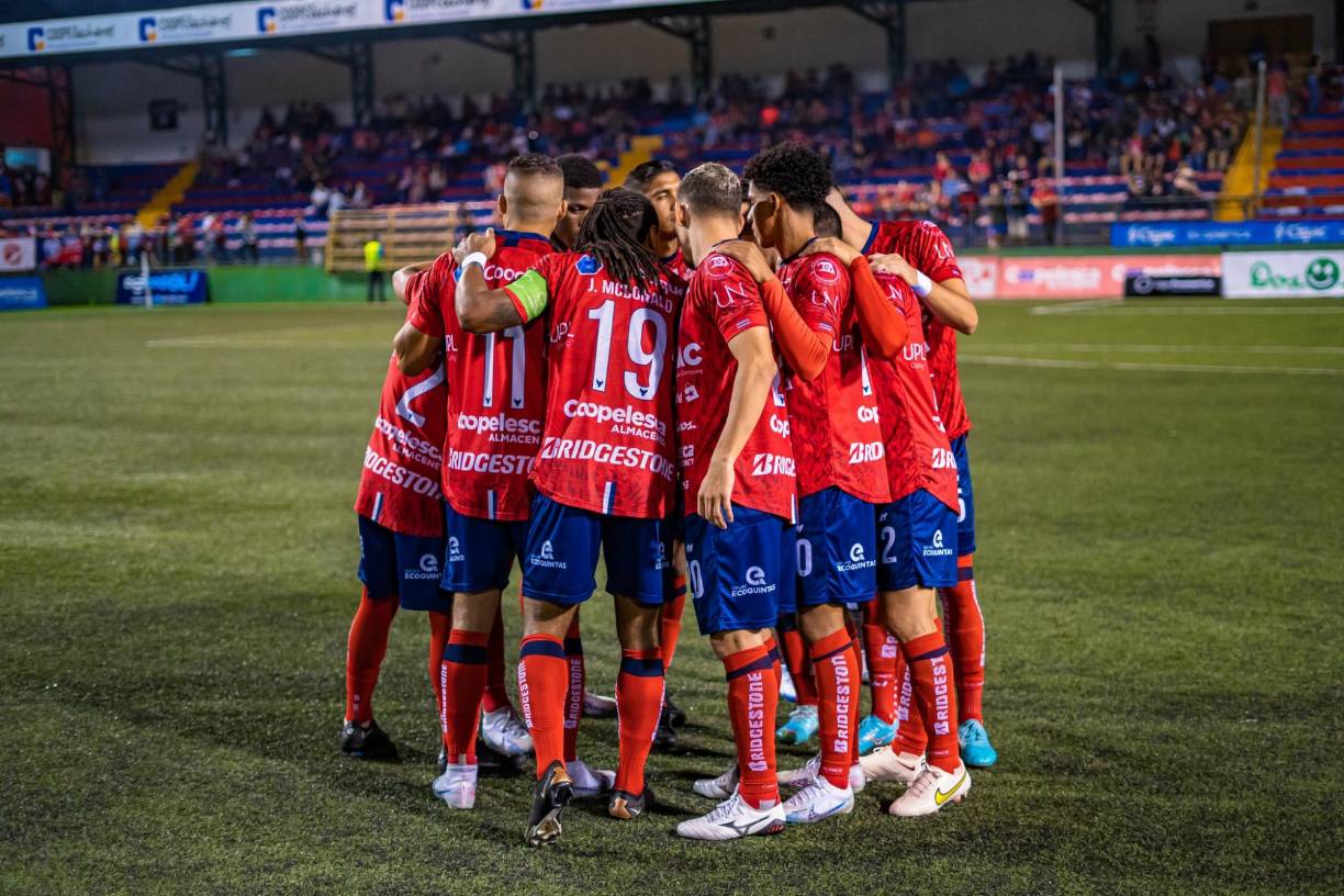 17- AD San Carlos: Equipo de Costa Rica, cuenta con 1,077 puntos.