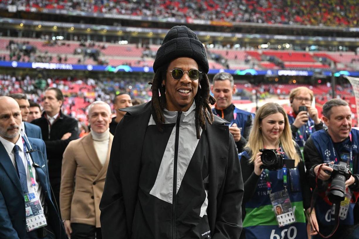 Las cámaras se fueron sobre Jay-Z en Wembley. El reconocido rapero y productor celebró que Real Madrid conquistara la 15.