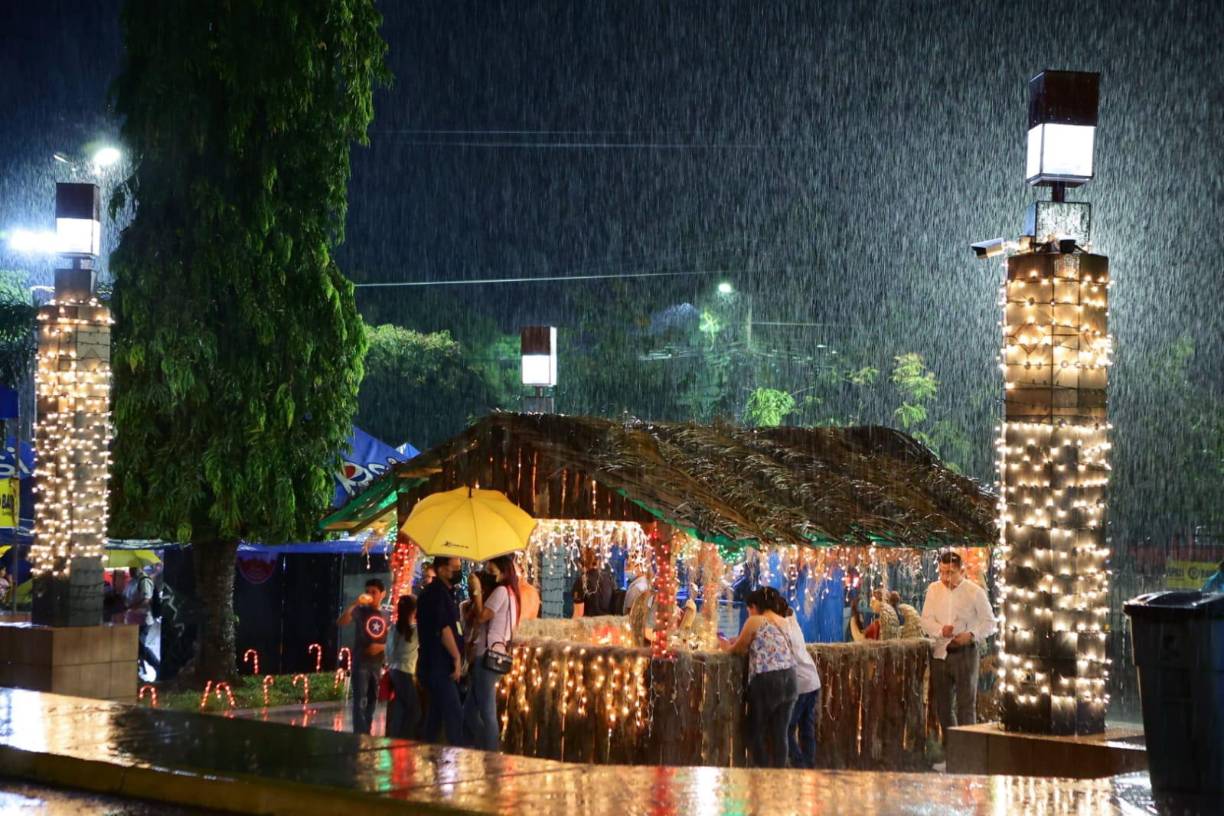 Embotelladora de Sula y su marca Pepsi estuvo presente en el esperado evento, adonde llegaron familias de los colaboradores, clientes, proveedores y comunidad en general.Hubo atracciones para todos. 