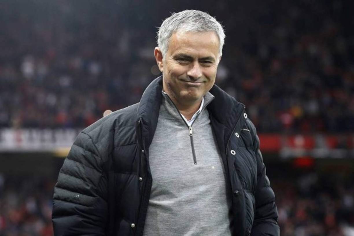 Sorpresa, el polémico entrenador portugués José Mourinho tiene en sus manos una grandísima oferta del Paris Saint Germain, informan medios franceses e ingleses. El cuadro galo lo busca como reemplazo del español Emery.