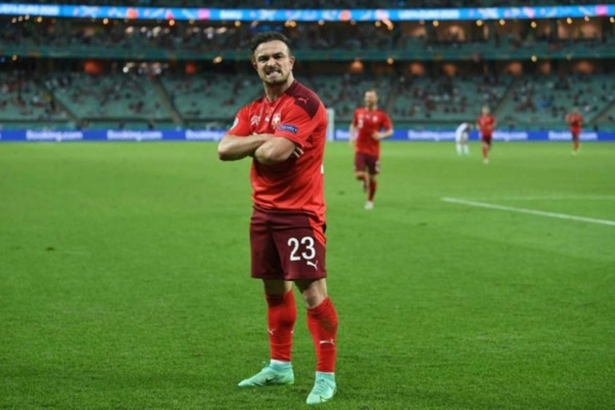 Según RMC Sport, el Olympique Lyon abrió una negociación para contratar a Xherdan Shaqiri, volante suizo del Liverpool que no entraría en los planes de Jürgen Klopp. Foto AFP.