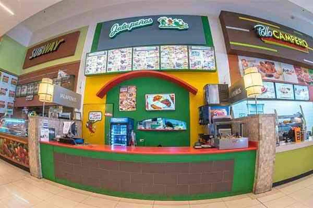Jalapeños - Desayunos, almuerzos y cenas mexicanas, un restaurante que ya tiempos se ubica en SPS, popular por su trayectoria. Se ubica en Mega Mall, Mall Multiplaza y Plaza Pedregal. Antes se ubicaba en la Zona Viva de la Capital Industrial. 