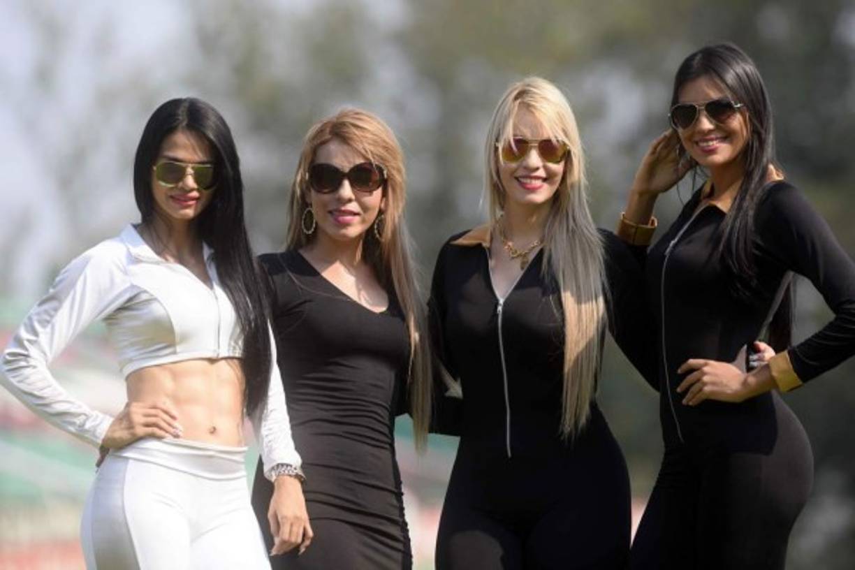 Hermosas mujeres engalanaron la undécima jornada del Torneo Clausura 2016 de la Liga Nacional del fútbol hondureño. No te pierdas esta galería...