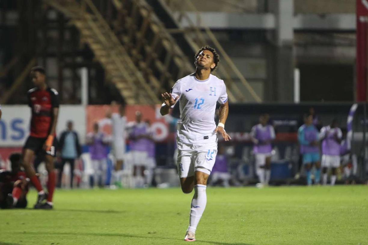 “Calma, calma”: el festejo de David Ruiz tras su golazo ante Trinidad y Tobago.