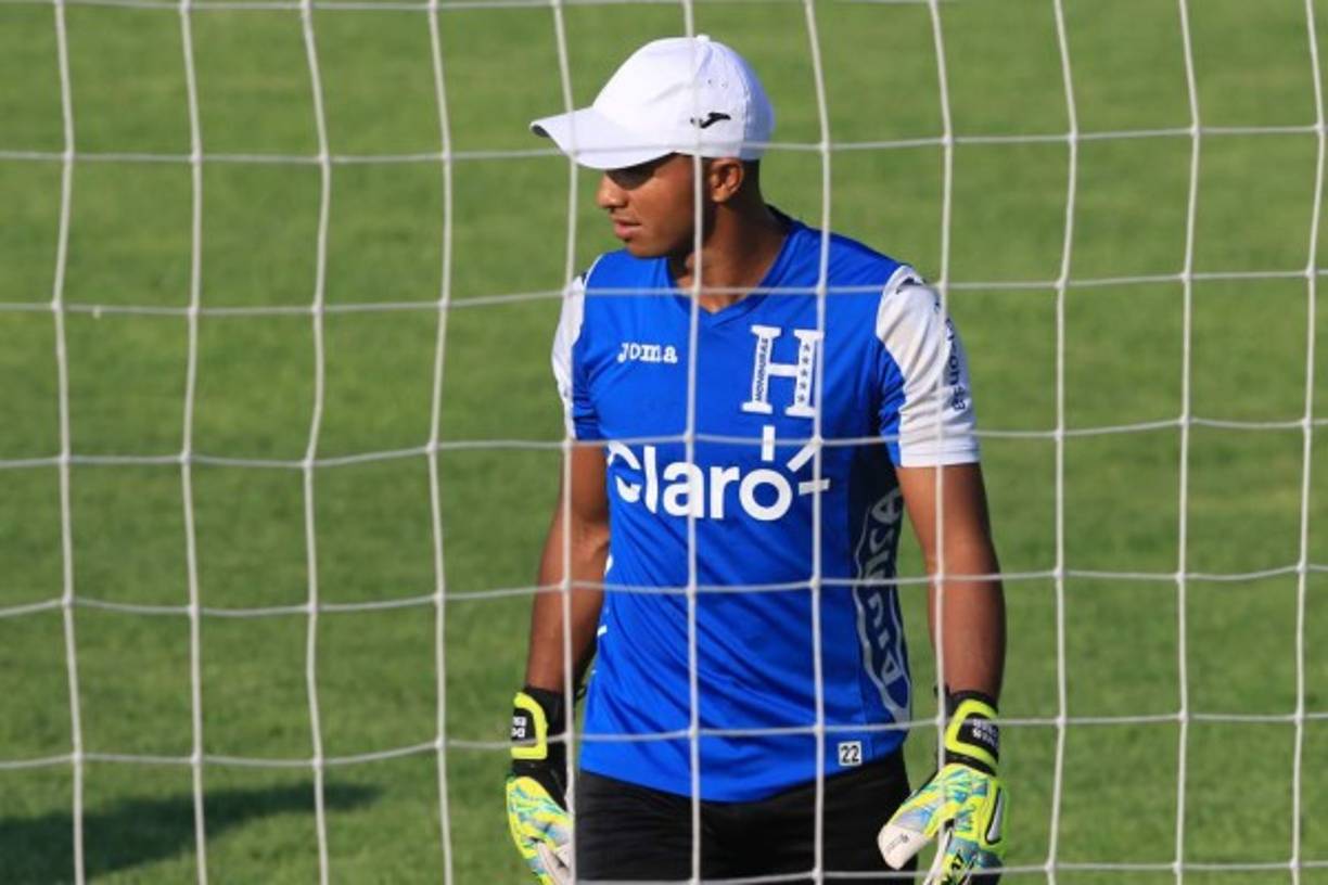 Pinto mantendrá la experiencia de Donis Escober en el arco de la Selección de Honduras. El portero es titular indiscutible en este tipo de partidos.