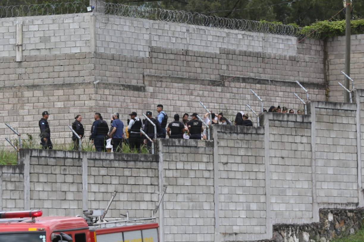 “Bueno, acción y reacción, mano dura ahora en la cárcel femenina de Támara. No vamos a tolerar actos vandálicos ni tampoco irregularidades en esta cárcel”, escribió en redes sociales la funcionaria de Seguridad.