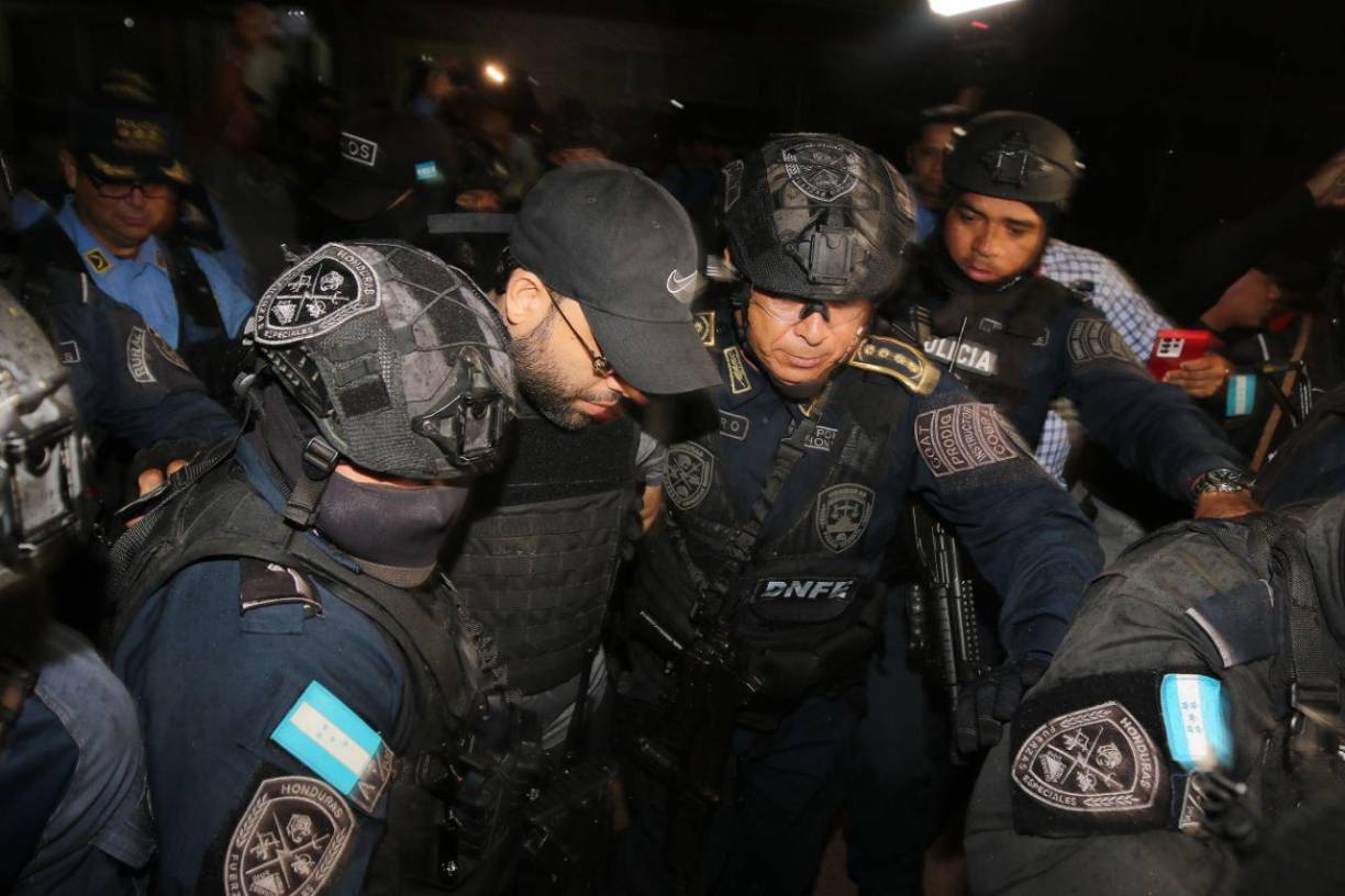 Familiares de las tres mujeres expresaron hoy a periodistas que les embarga un doble sentimiento, el de satisfacción porque a Reyes se le hará justicia, y el de dolor porque no volverán a verlas.