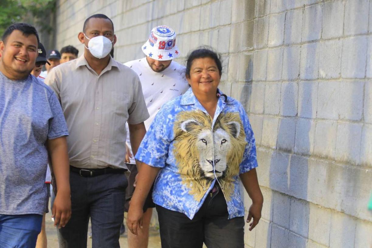 ¡Ambientazo! Euforia en el Olímpico y el hincha que faltó al trabajo