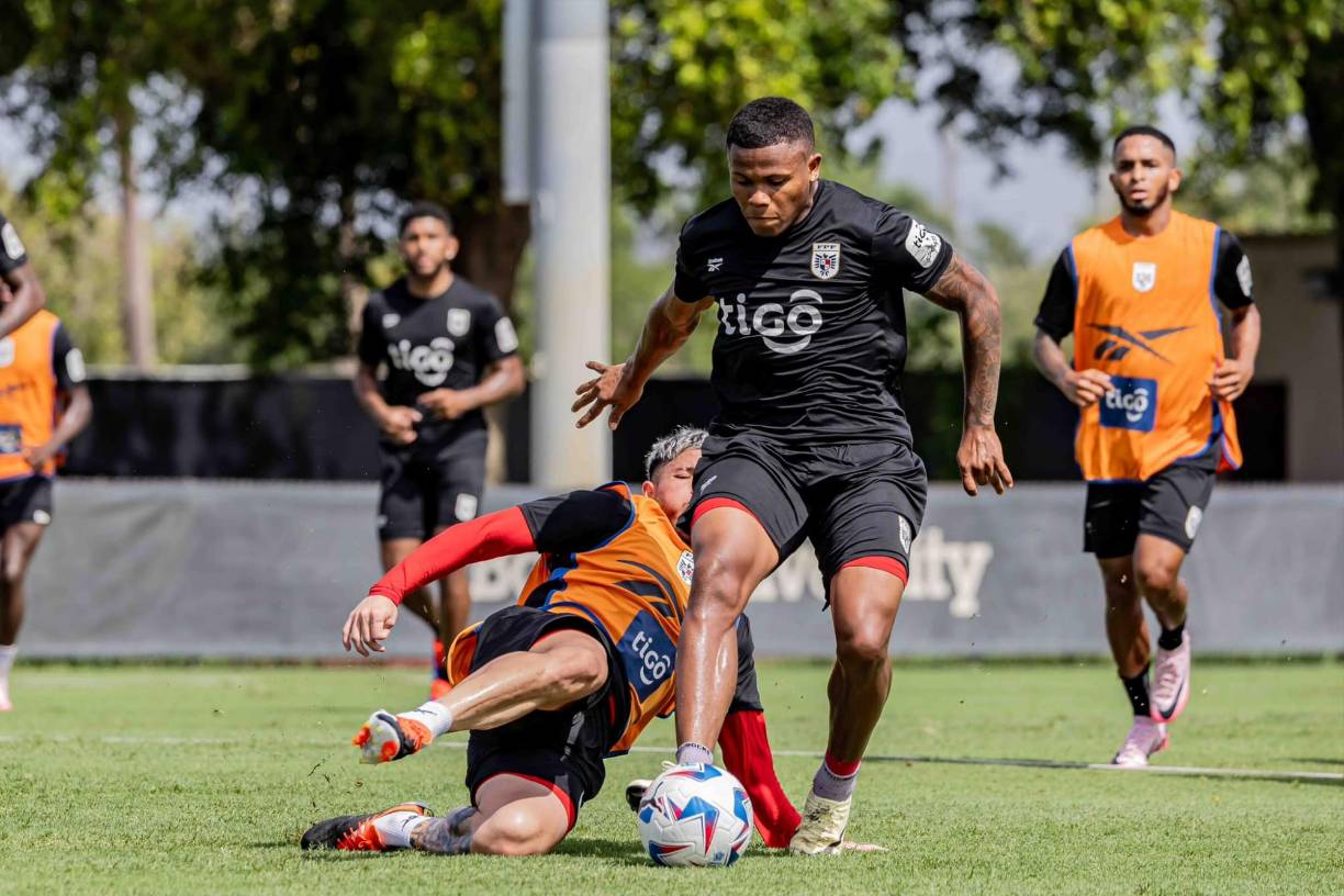 “La Conmebol ya había aceptado su incorporación a la competición y la única forma de reemplazar a un jugador es por lesión o enfermedad aprobada por la comisión médica, como establece el artículo 71 del reglamento de competición”, publicó la Fepafut.