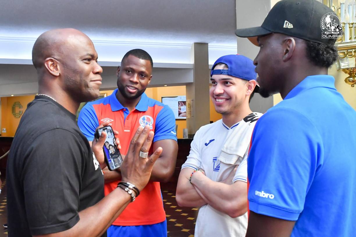David Suazo y Mauricio Dubón llegaron al hotel de concentración del Olimpia en San Pedro Sula en horas de la tarde de este miércoles 29 de enero.
