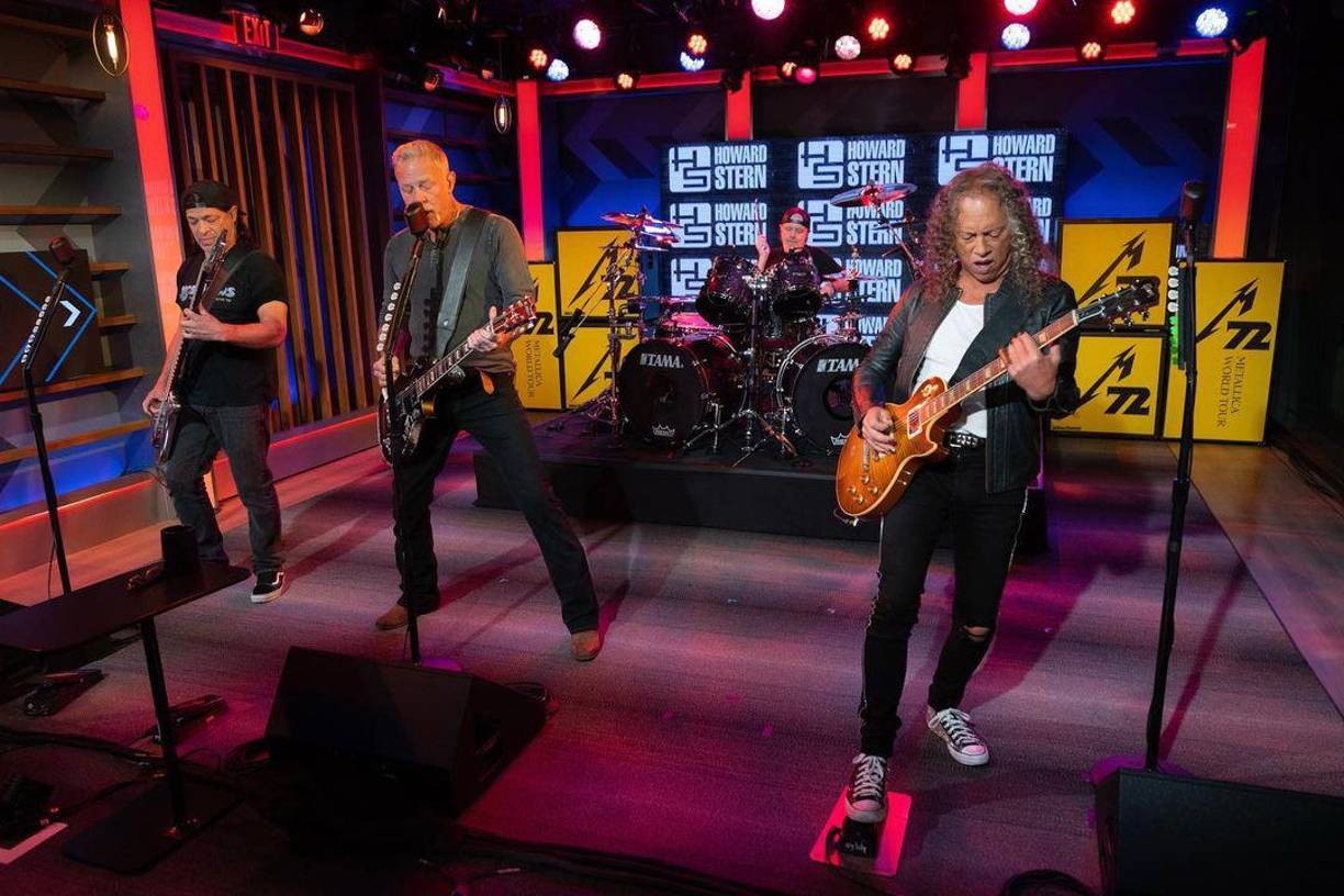 La última gira mundial de este grupo californiano, que comenzó en 2016 y tuvo que ser interrumpida en 2020 a causa de la pandemia del covid-19, reportó más de 400 millones de dólares en ingresos, según la revista Forbes.