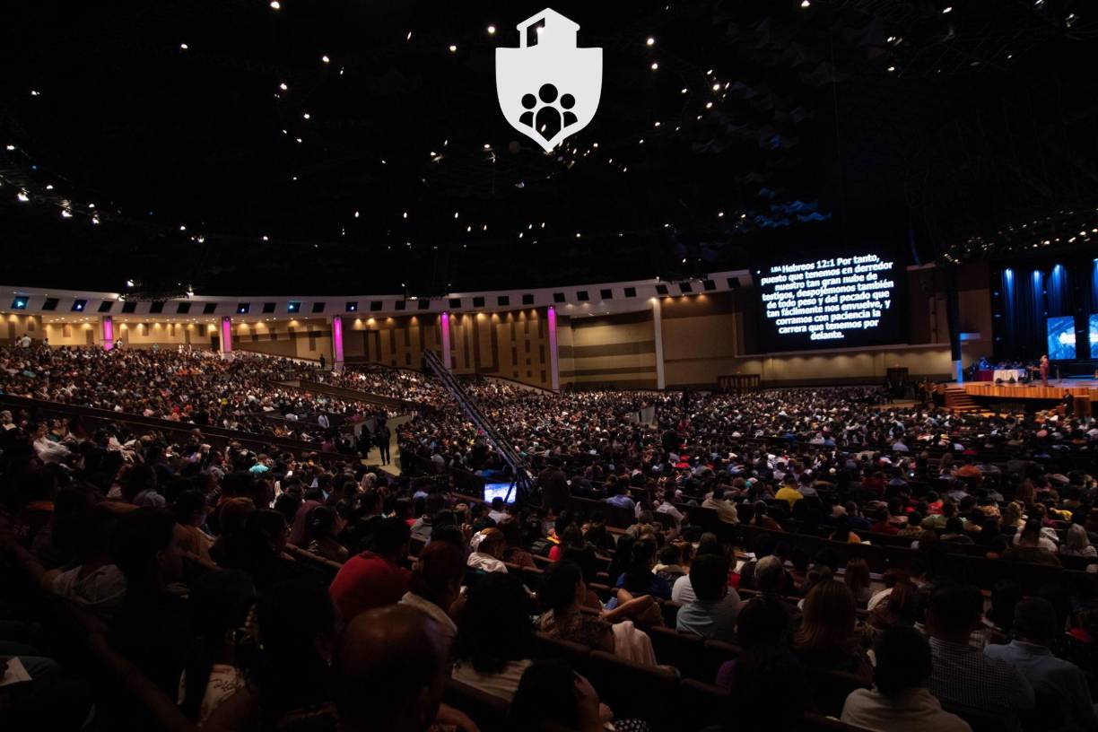 Con una espectacular presentación de la danza y las alabanzas de Nuestro Legado, ayer viernes 22 de marzo de 2024 inició el retiro familiar en Iglesia de Cristo Ebenezer Honduras. Este año bajo el nombre “Casa de Mensajero”, actividad que espera reunir a más de 20 mil personas de Honduras y otros países.