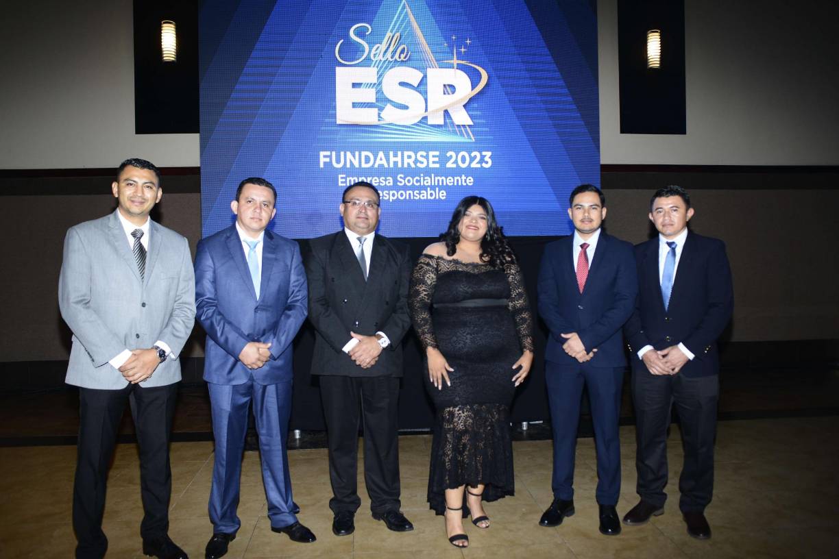 Bryan Valenzuela, Armando Gutiérrez, Rolando Ramírez, Gina Maradiaga, Erick Euceda y Osmín Ramírez