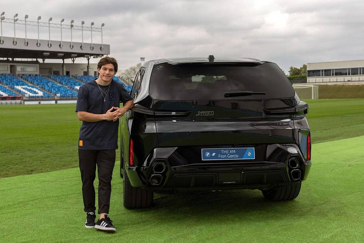 Fran García - BMW XM (653 CV, con un precio de 179.900 euros).