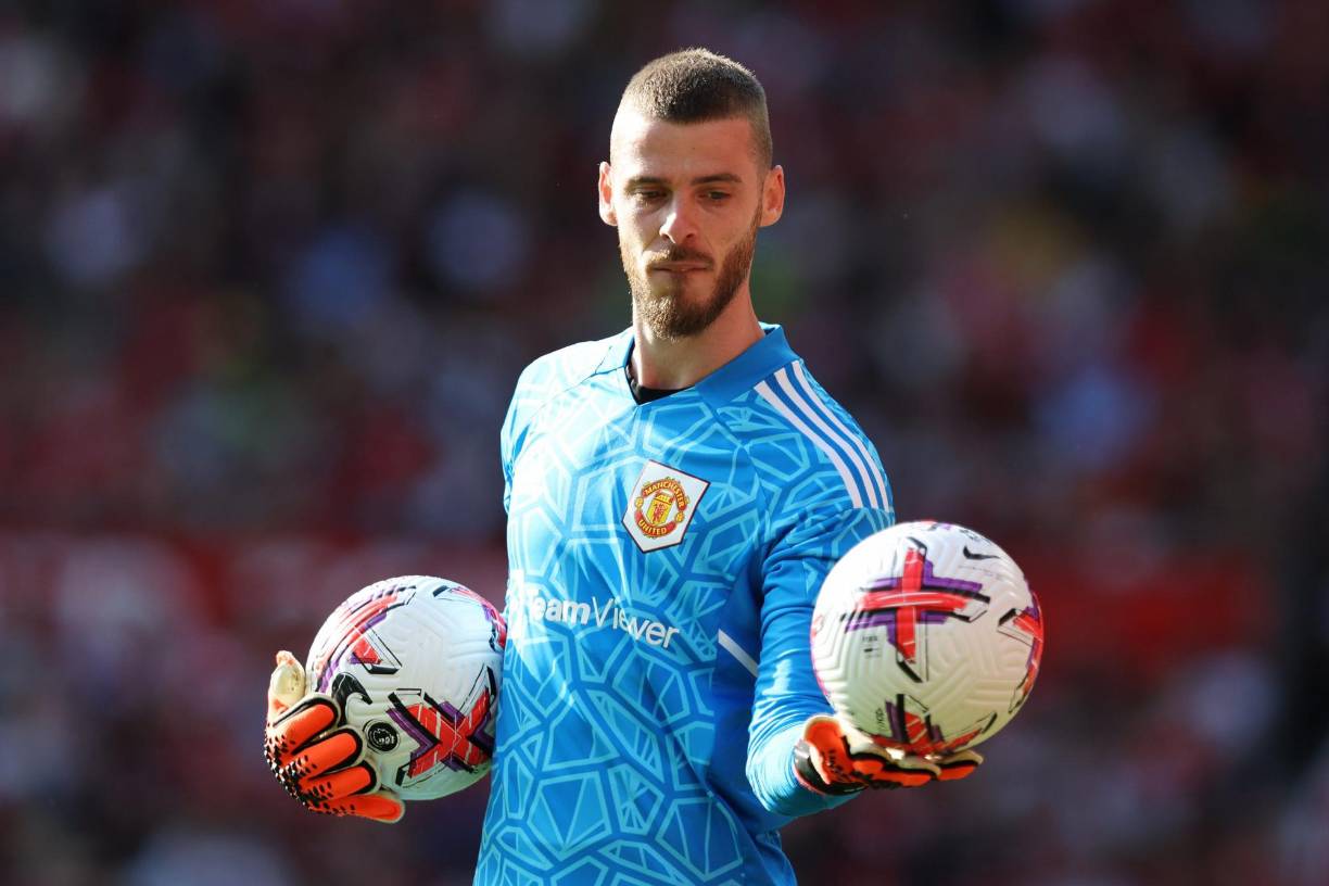 David De Gea - Informan en Inglaterra que en Arabia Saudita se está preparando una suculenta oferta para que el portero español del Manchester United juegue allí la próxima temporada.