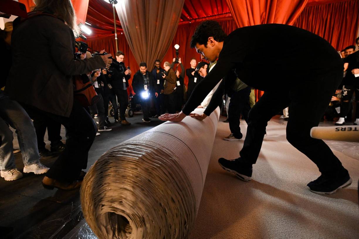 9. UNA ALFOMBRA COLOR CHAMPÁN Y NO ROJAPor primera vez en más de sesenta años, las estrellas invitadas a la gala desfilarán por una alfombra de color champán, y no rojo, antes de acceder al Teatro Dolby.