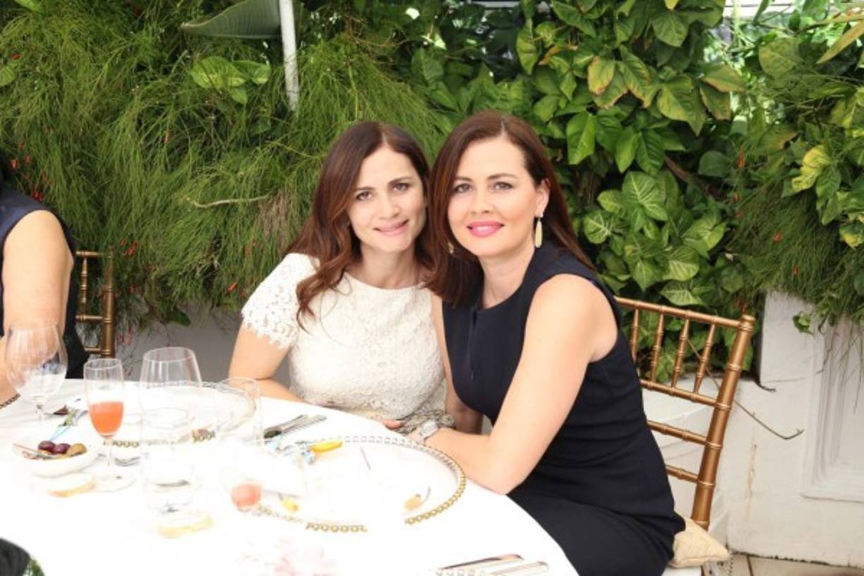 Giselle León Gómez y Alejandra Casco.