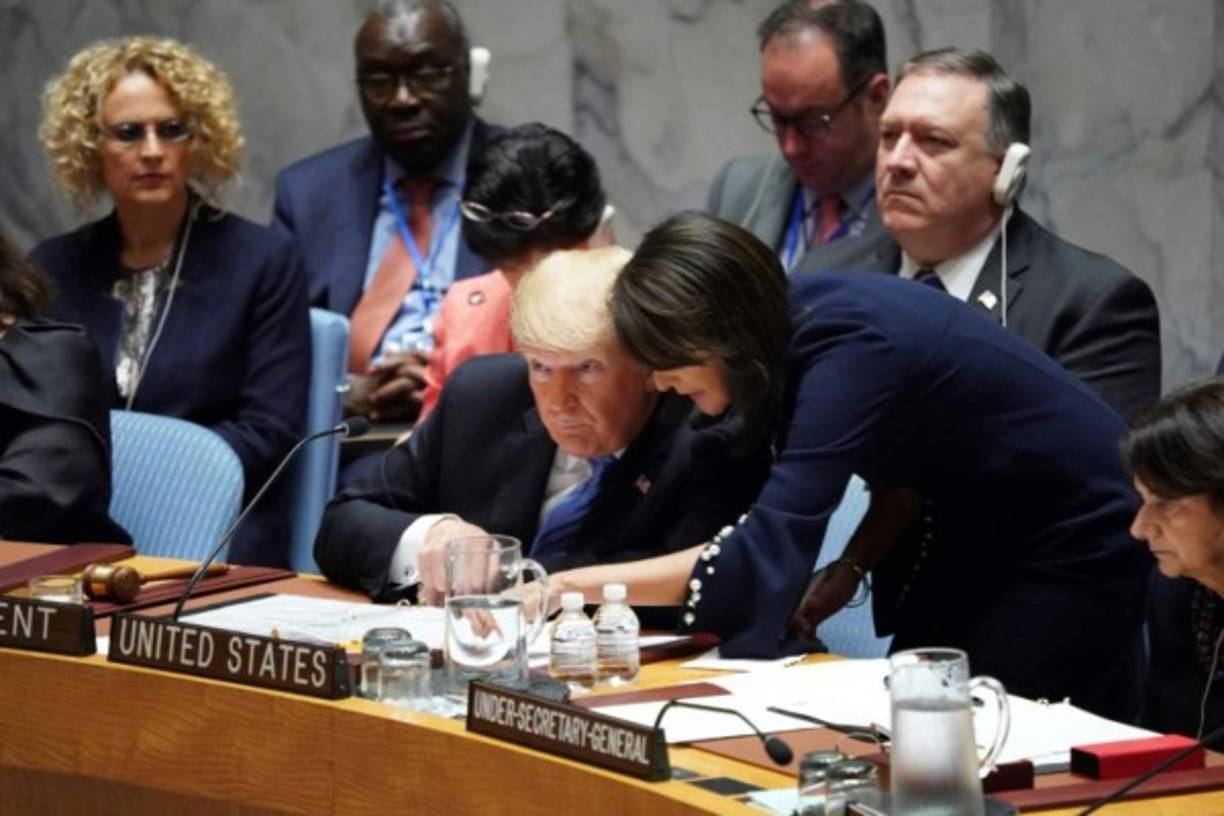 Hija de inmigrantes indios, Haley de 46 años y ex gobernadora de Carolina del Sur, se convirtió en la mano derecha de Trump en la ONU pese a haber sido una de las republicanas más críticas del magnate durante la campaña electoral.