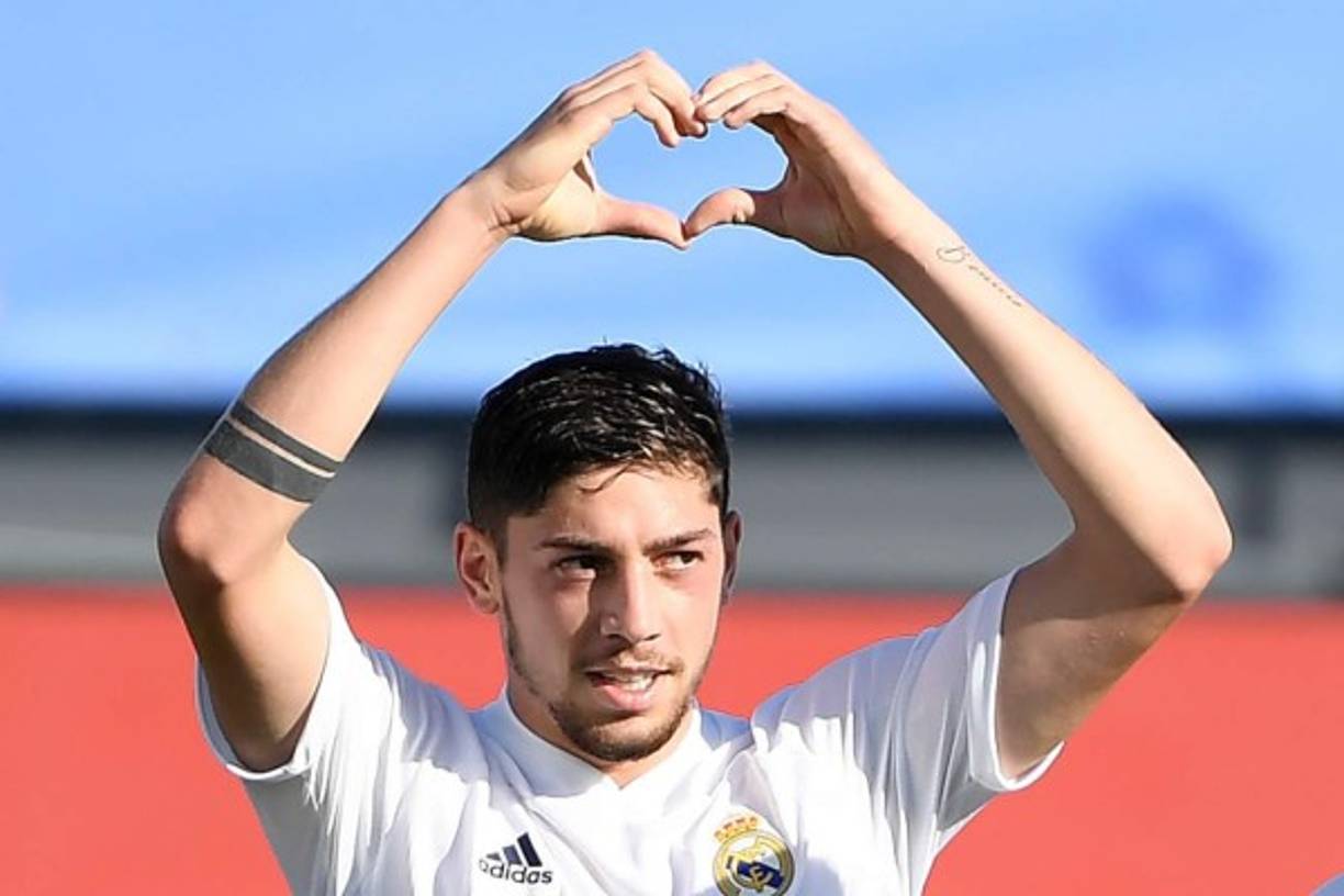 Fede Valverde anotó el tercero del Real Madrid ante el Huesca y así lo celebró, con dedicación para su novia.