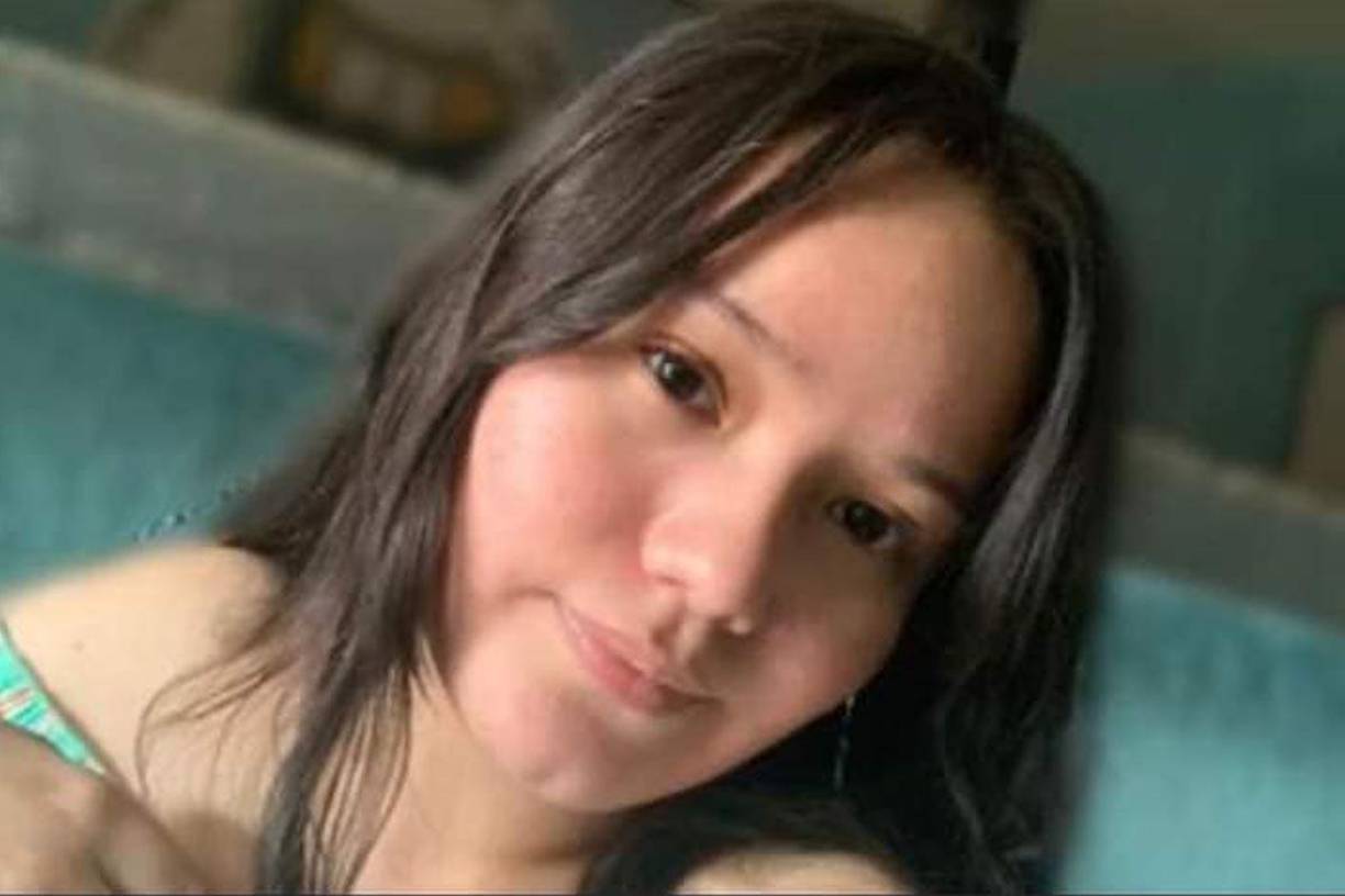 La ubicación del celular que realizó el novio coincidió con una quebrada que divide ambas colonias zacapanecas. En un zanjón del lugar localizaron el cadáver de Karen Patricia, sin ropa, solo con el brasier.