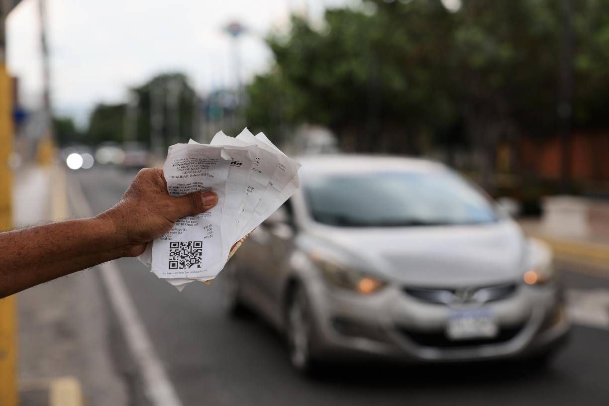 Pero son sin duda los boletos para palco los que se encuentran más sobrevalorados por el mercados negro. Vendiéndose hasta en L5,500 y el día del encuentro incluso podría superar los L6,000. 