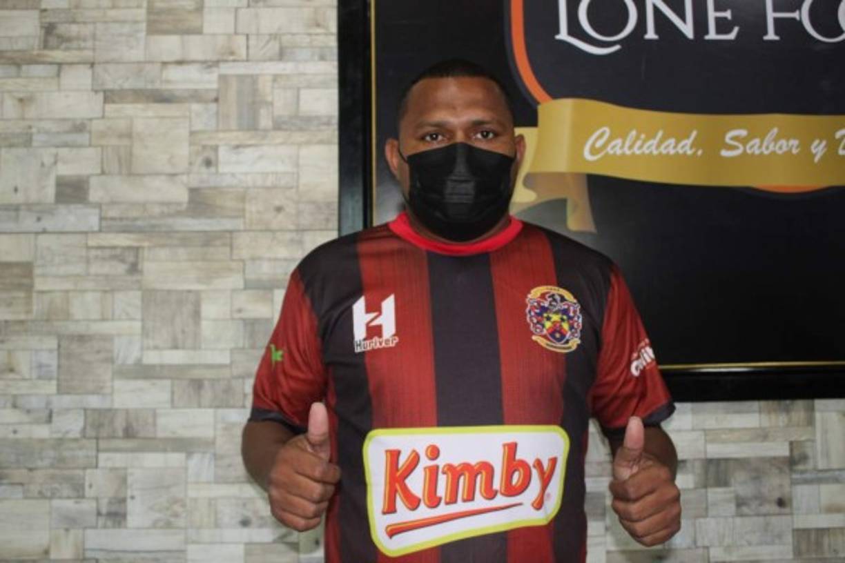 Antonio García ha sido presentado como nuevo entrenador del Lone FC de la Liga de Ascenso.